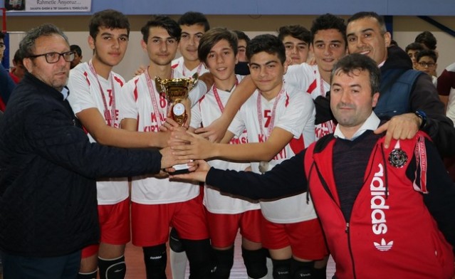 Gençler Voleybolda Şampiyonlar belli oldu