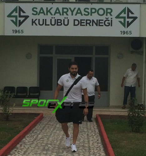 Sakaryaspor Bolu'da kampa girdi.
