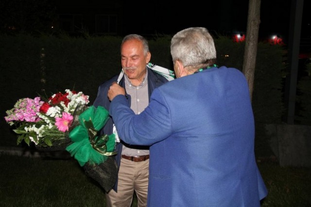 Harmanlıkspor şampiyonluğu kutladı