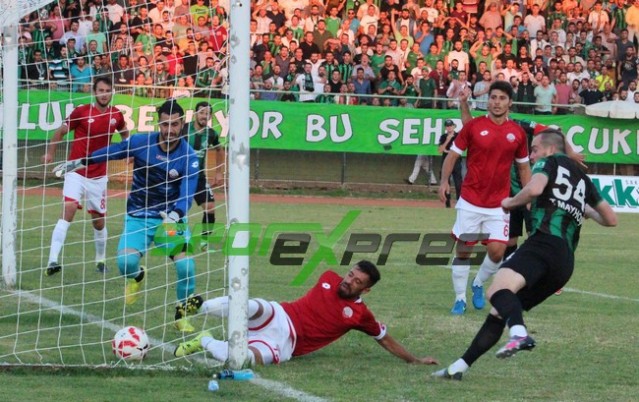 Sakaryaspor-Adliyespor:3-0