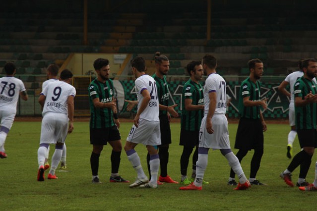Sakaryaspor Yomraspor maçı fotoğrafları