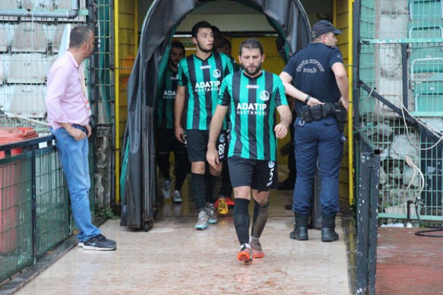 Sakaryaspor Yomraspor maçı fotoğrafları