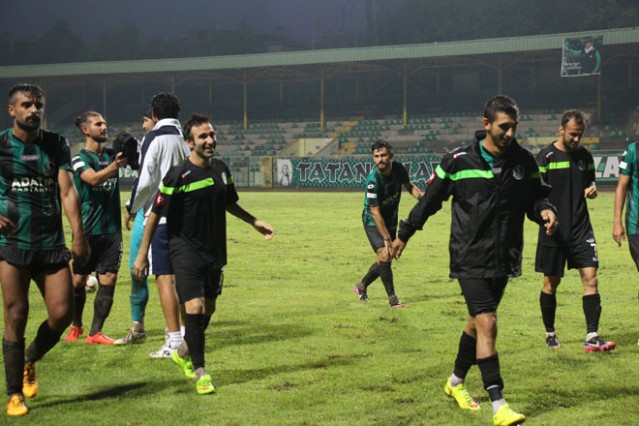 Sakaryaspor Yomraspor maçı fotoğrafları