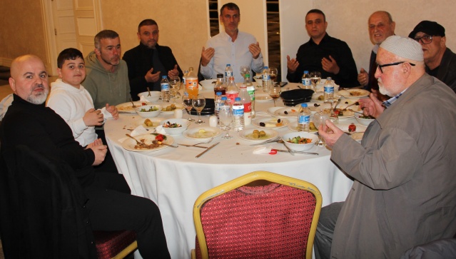 Güreş camiası iftarda buluştu