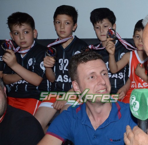 Juniorlarda Herkes Şampiyon