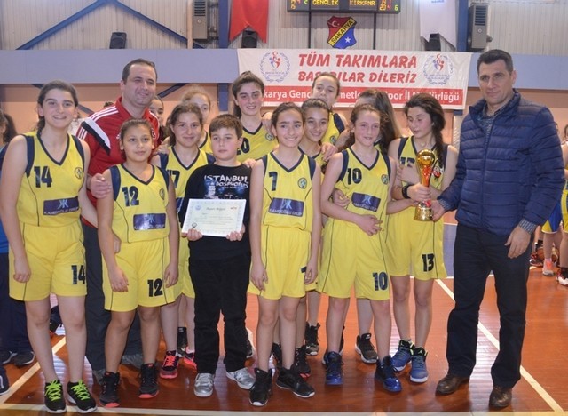 Küçük Kızlar Basketbolda Final Heyecanı Yaşandı