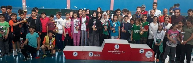 Karasulu raketler ödüllerini aldı