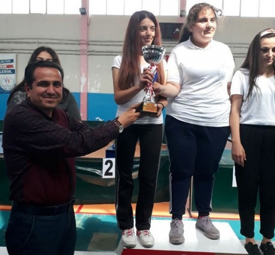 Karasulu raketler ödüllerini aldı