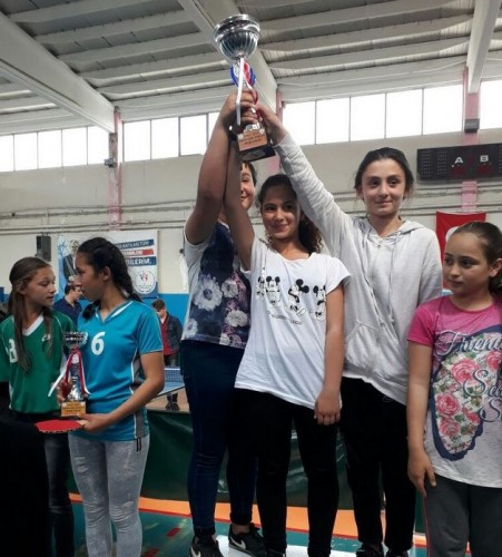Karasulu raketler ödüllerini aldı