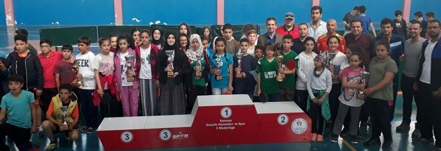 Karasulu raketler ödüllerini aldı