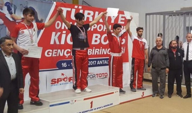 Kickboksçular Kürsüye Çıktı