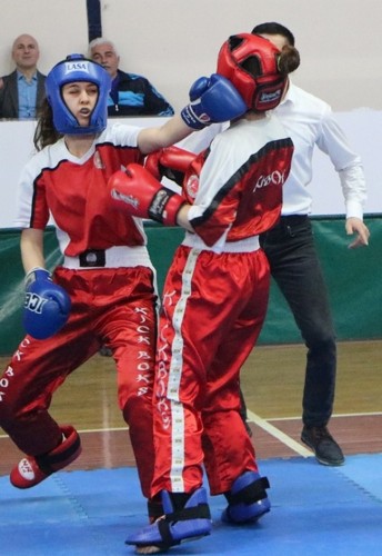 Gençler Kickboksta Ringe Çıktı