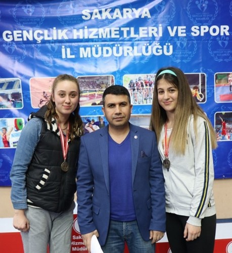 Gençler Kickboksta Ringe Çıktı