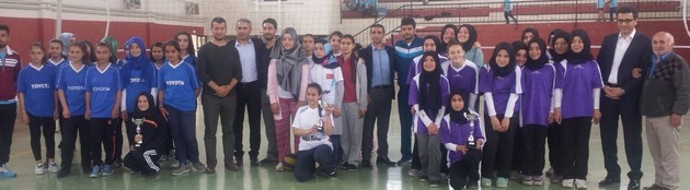 Kocaali'de futsal ve voleybol şampiyonları kupalarını aldı