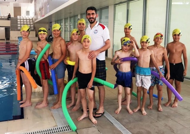 Köyümüz çocukları yüzüyor