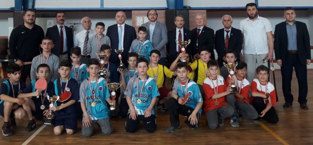 Akyazı'da Masa Tenisi Şampiyonları belli oldu