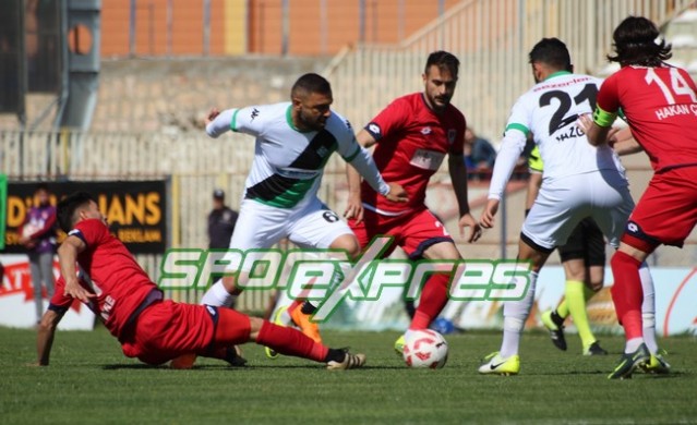 Sakaryaspor-Niğde Belediyespor:0-0
