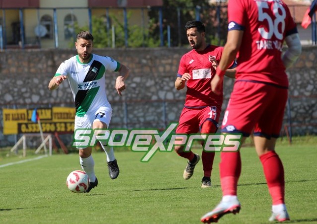 Sakaryaspor-Niğde Belediyespor:0-0