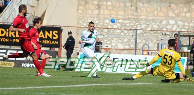 Sakaryaspor-Niğde Belediyespor:0-0
