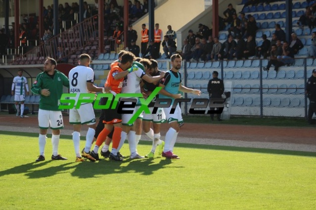 Niğde Anadolu-Sakaryaspor maçı fotoğrafları