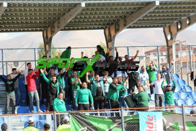 Niğde Anadolu-Sakaryaspor maçı fotoğrafları