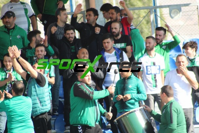 Niğde Anadolu-Sakaryaspor maçı fotoğrafları