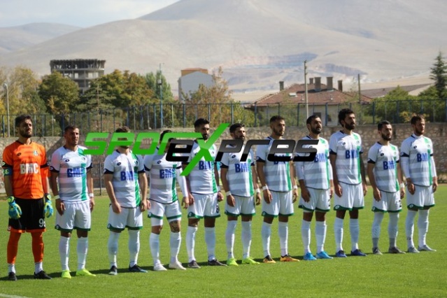 Niğde Anadolu-Sakaryaspor maçı fotoğrafları