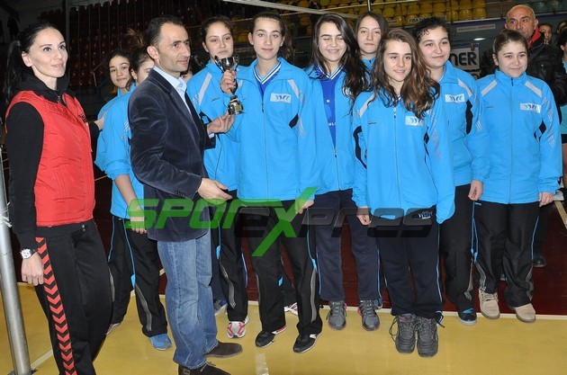 Şampiyon Nazmiye Ömer Söze Orta Okulu