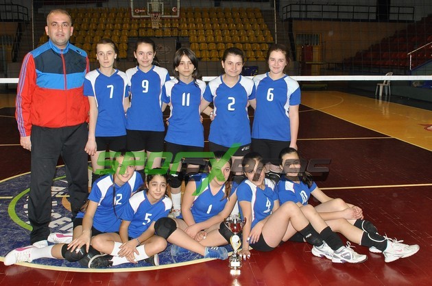 Şampiyon Nazmiye Ömer Söze Orta Okulu