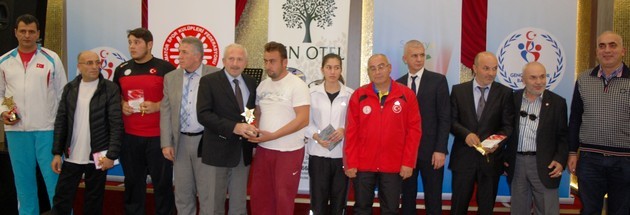 Yılın Sporcuları ödül töreni gerçekleşti