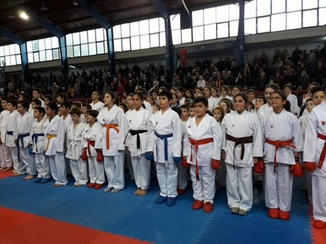 Öğretmenler Günü Karate Şöleni