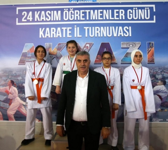 Öğretmenler Günü Karate Şöleni