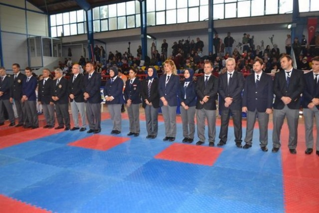 Öğretmenler Günü Karate Şöleni