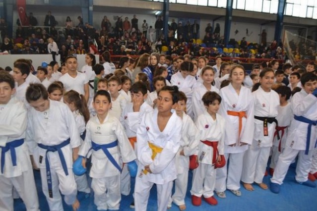 Öğretmenler Günü Karate Şöleni