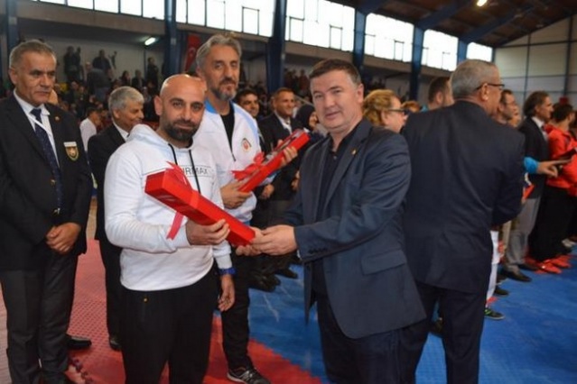 Öğretmenler Günü Karate Şöleni