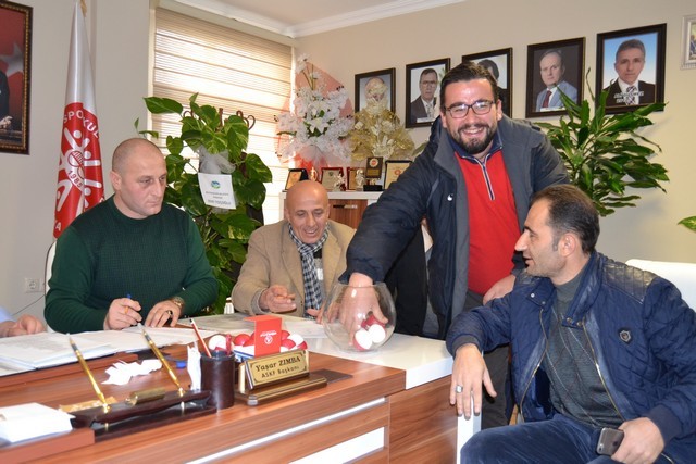 Gençler Ligi Play-Off kuralaır çekildi