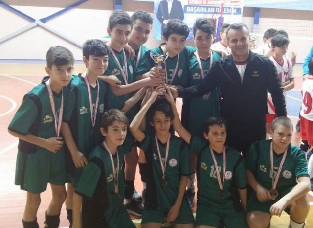 Yıldızlar Voleybolda şampiyonlar belli oldu