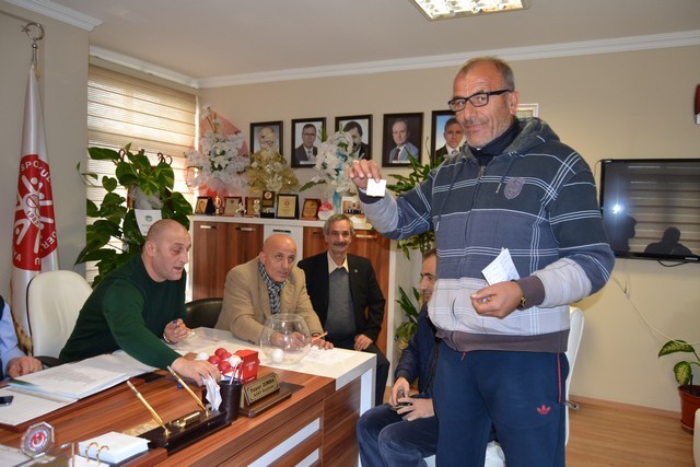 Gençler Ligi Play-Off kuralaır çekildi