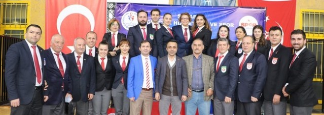 Judocular madalyalarına kavuştu