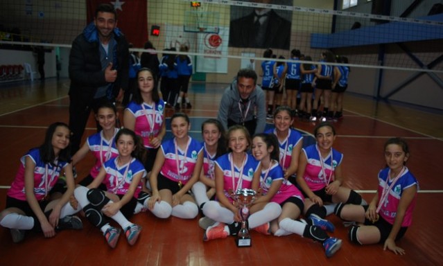 Yıldızlar Voleybolda şampiyonlar belli oldu