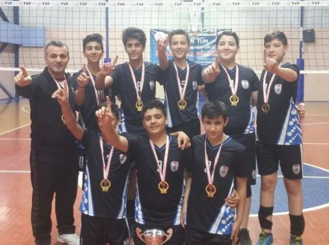 Yıldızlar Voleybolda şampiyonlar belli oldu