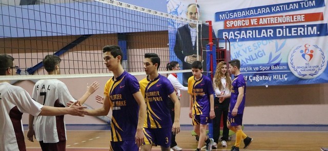 Liseler Voleybola Hendek damgası