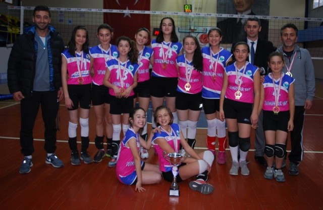 Yıldızlar Voleybolda şampiyonlar belli oldu