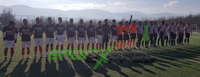 Futbolculardan Anlamlı Pankart