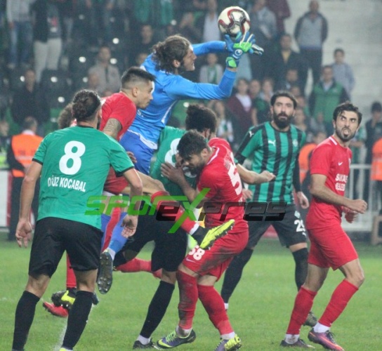 Sakaryaspor-Sancaktepe Belediyespor:0-0