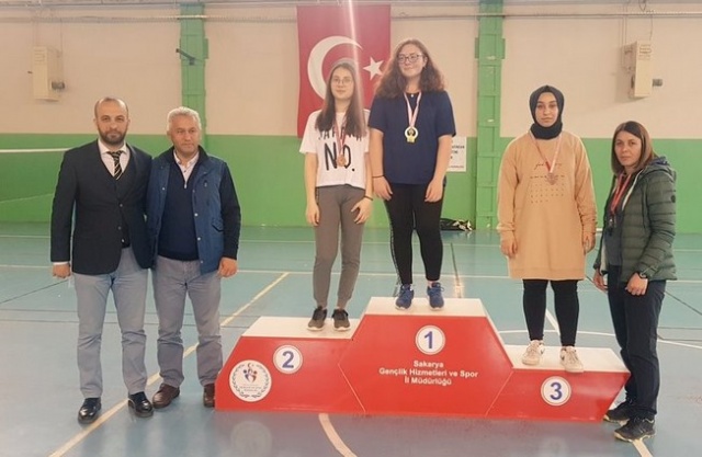 Sapanca’da Okul Sporları Heyecanı