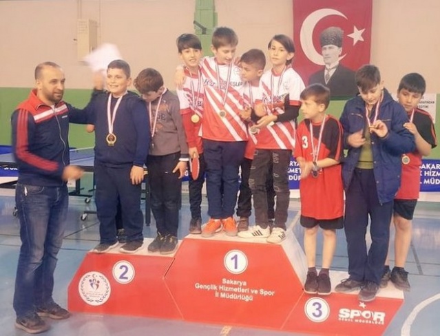 Sapanca’da Okul Sporları Heyecanı