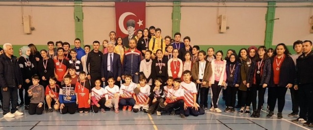 Sapanca’da Okul Sporları Heyecanı