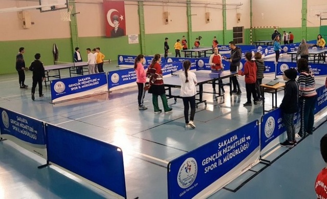 Sapanca’da Okul Sporları Heyecanı