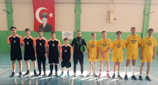 Sapanca’da Okul Sporları Heyecanı